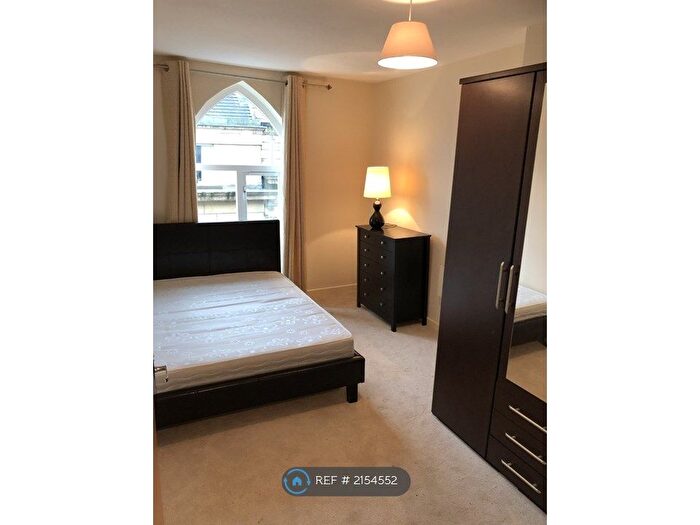 1 Bedroom Flat To Rent In Crown Street, Halifax, HX1