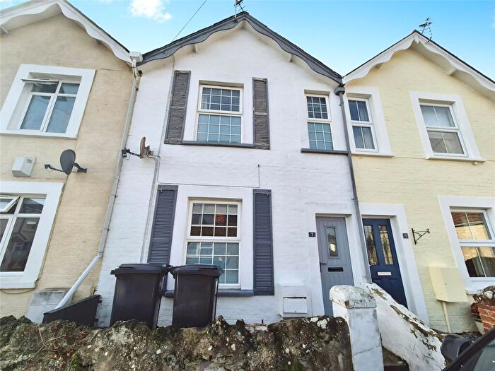 3 Bedroom House To Rent In Salem Road, PO37