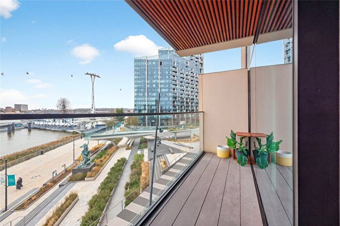 2 Bedroom Flat To Rent In Cutter Lane, London, SE10