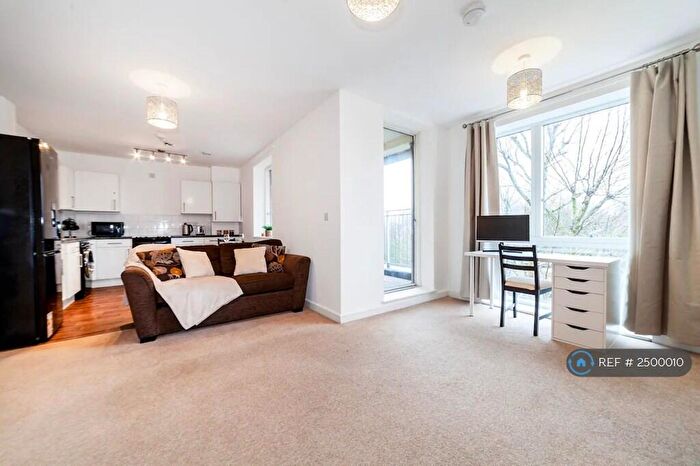 1 Bedroom Flat To Rent In Nauticus Walk, London, E14