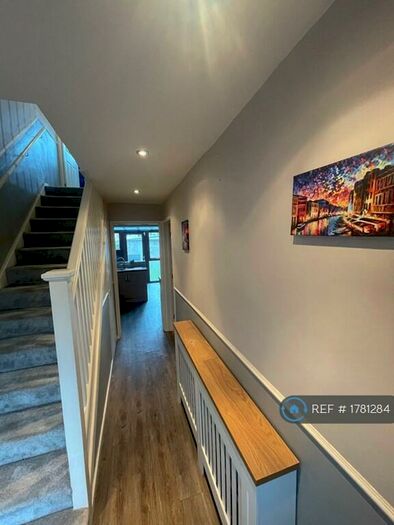 3 Bedroom Terraced House To Rent In Wickhay, Basildon, SS15