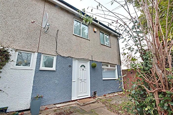 4 Bedroom End Of Terrace House For Sale In Agricola Place, Enfield, EN1