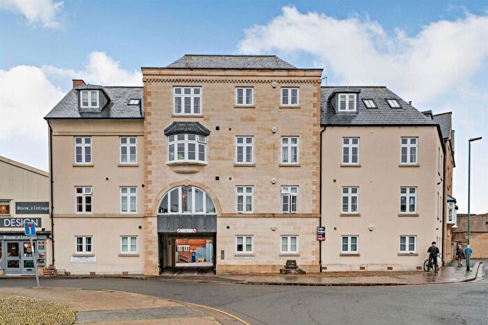 1 Bedroom Apartment For Sale In Hoopers Court, Cirencester, GL7