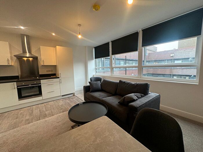 1 Bedroom Flat To Rent In Fowler Road, Aylesbury, HP19