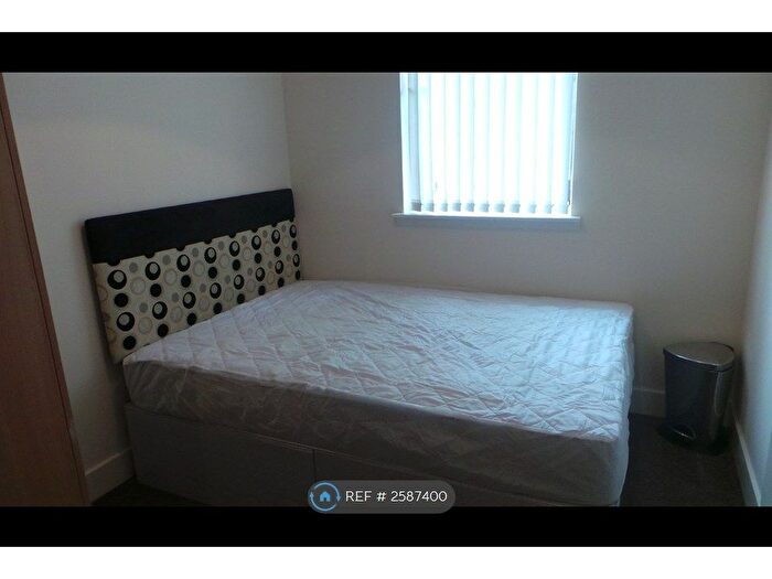 2 Bedroom Flat To Rent In Dover Street, Glasgow, G3