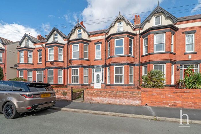 6 Bedroom Terraced House For Sale In Alderley Road, Wirral, CH47