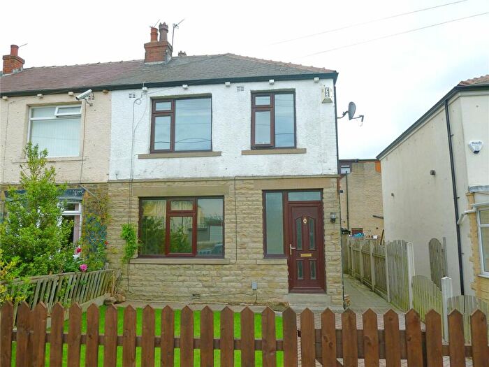 2 Bedroom End Of Terrace House To Rent In Nottingham Street, Bradford, West Yorkshire, BD3