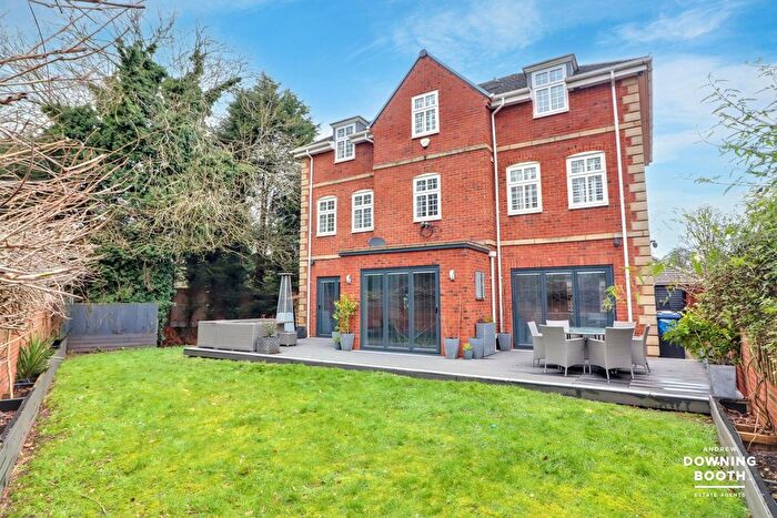 5 Bedroom Detached House For Sale In Friary Road, Lichfield, WS13