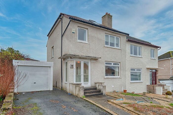 3 Bedroom Semi Detached House For Sale In Somerled Avenue, Paisley, PA3