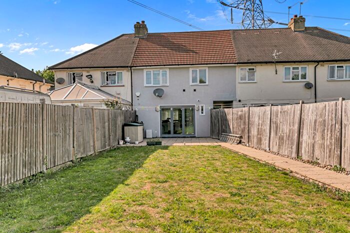 3 Bedroom Terraced House For Sale In Horton Road, Colnbrook, Slough, SL3