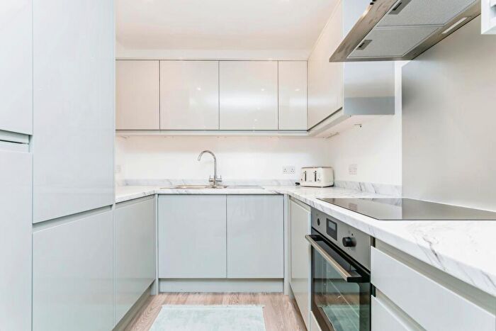 1 Bedroom Flat For Sale In Fairfield Road, Croydon, CR0