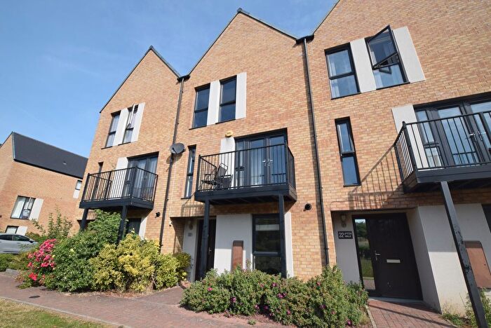 4 Bedroom Town House For Sale In Upton Walk, Ketley, Telford, TF1
