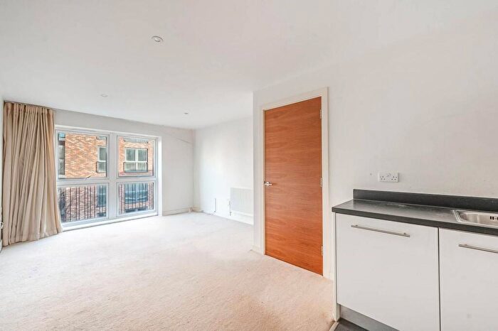 1 Bedroom Flat For Sale In Sovereign Court, Stanmore, HA7