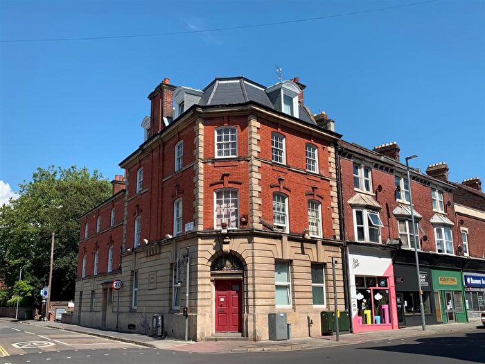 4 Bedroom Apartment To Rent In Elm Grove, Southsea, PO5