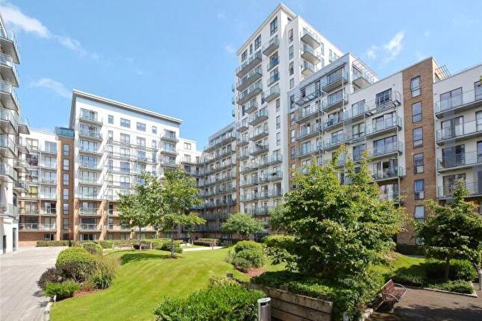1 Bedroom Apartment To Rent In Alboran Apartments, Seven Sea Gardens, Tower Hamlets, London, E3