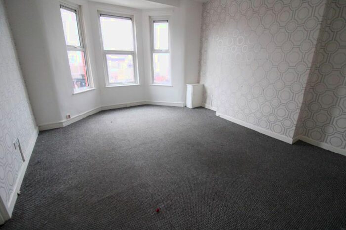 2 Bedroom Flat To Rent In Claremont Road, Seaforth, Liverpool L21