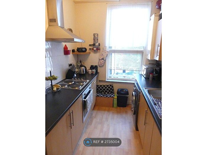 1 Bedroom Flat To Rent In Duncan Street, Salford, M7