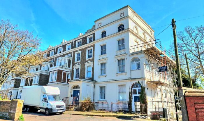 2 Bedroom Apartment To Rent In Pegwell Road, Ramsgate, CT11