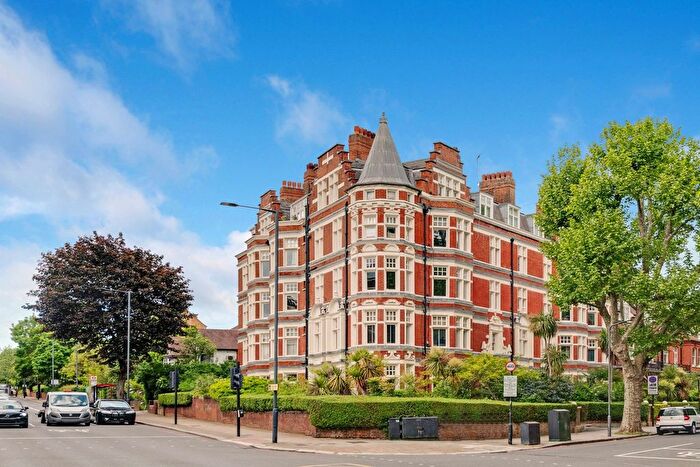 4 Bedroom Flat For Sale In Albermarle Mansions, Heath Drive, London, NW3