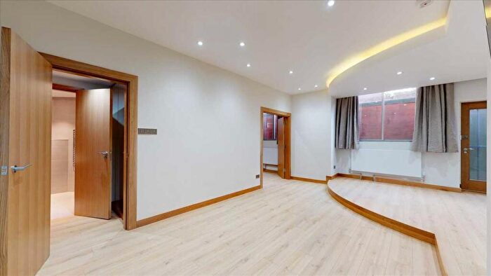 1 Bedroom Apartment To Rent In Avenue Road, London, NW8