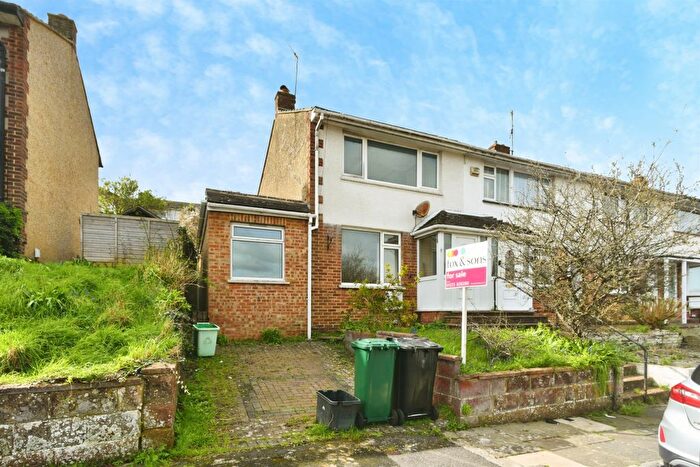 2 Bedroom Semi-Detached House For Sale In Dean Gardens, Portslade, Brighton, BN41