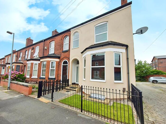 3 Bedroom End Of Terrace House For Sale In Granville Street, Monton, M30