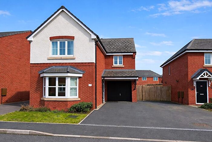 3 Bedroom Detached House To Rent In Farr Close, Shrewsbury, SY2