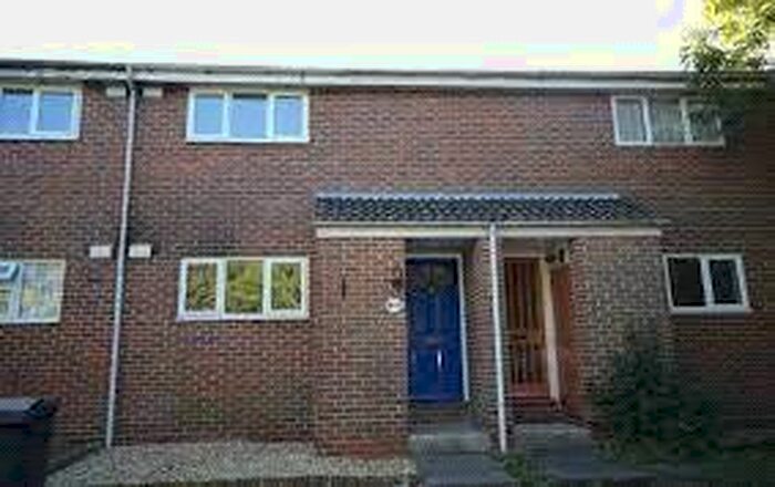 1 Bedroom Flat To Rent In Spruce Avenue, Waterlooville, Hampshire, PO7