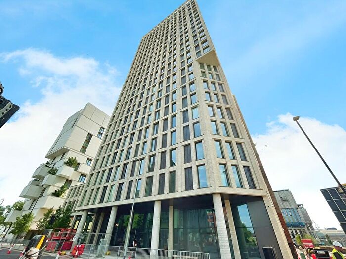 2 Bedroom Apartment To Rent In Victoria House, Great Ancoats Street, M4