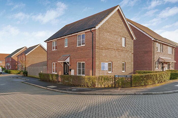 3 Bedroom Detached House For Sale In Ashfield Way, Cholsey, OX10