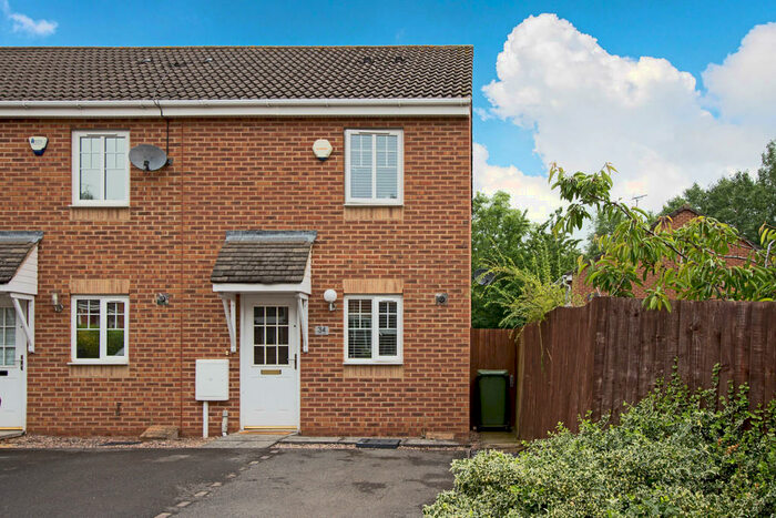 2 Bedroom End Of Terrace House To Rent In Crome Close, Wellingborough, NN8