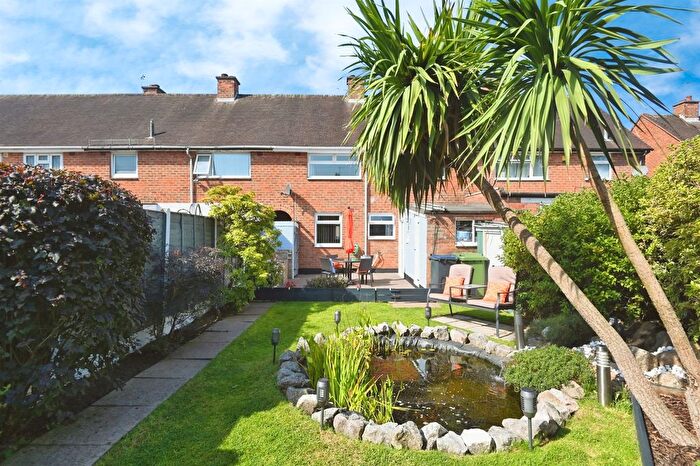 3 Bedroom Terraced House For Sale In School Lane, Buckland End, Birmingham, B34