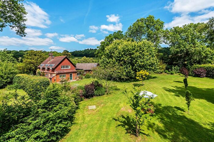 4 Bedroom Country House For Sale In Itchingwood Common Road, Limpsfield, Oxted, Surrey, RH8