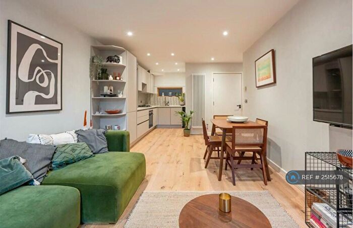 1 Bedroom Flat To Rent In Portfleet Place, London, N1