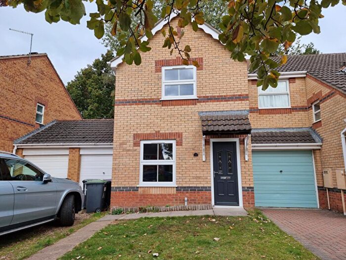 2 Bedroom Semi-Detached House To Rent In Primrose Close, North Hykeham, Lincoln, LN6