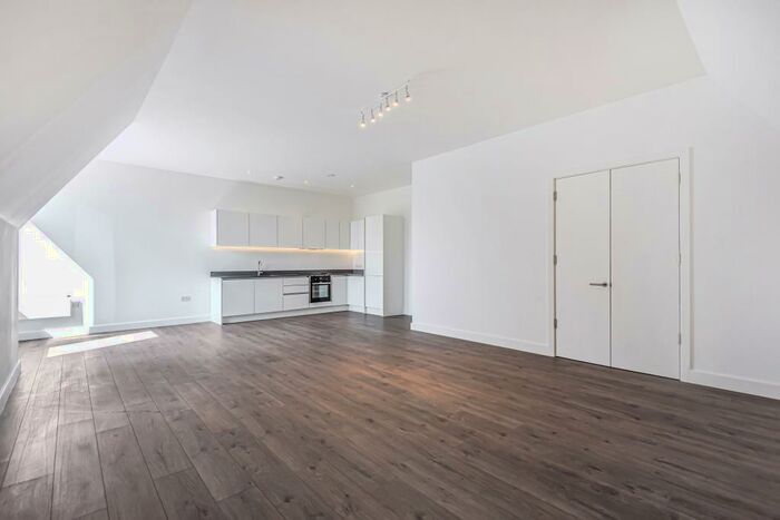 1 Bedroom Apartment To Rent In Bracknell, Berkshire, RG12