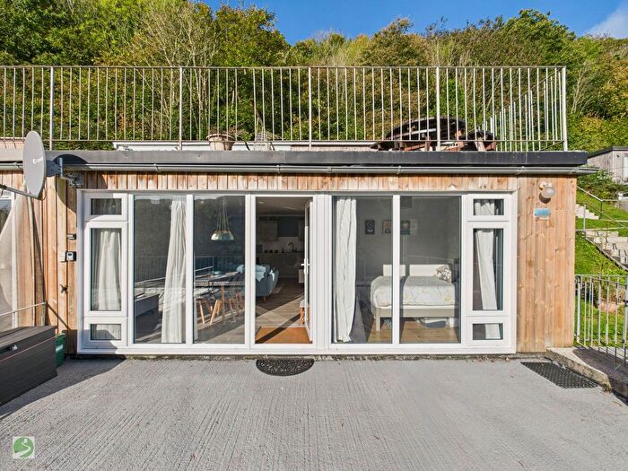 2 Bedroom Semi-Detached Bungalow For Sale In Millendreath Beach Resort, Looe, PL13