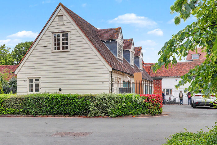 1 Bedroom Coach House To Rent In The Grange, High Street, Stevenage, Hertfordshire, SG1