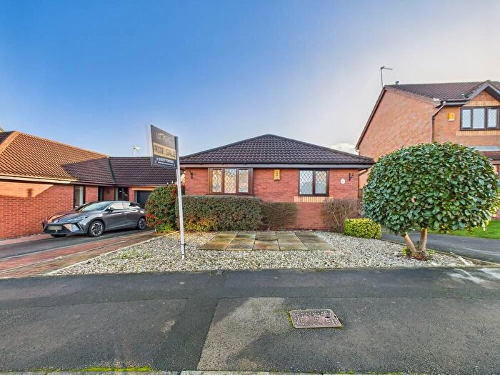 2 Bedroom Detached Bungalow For Sale In Stumpcross Way, Pontefract, WF8