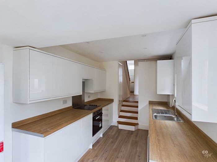 2 Bedroom Terraced House To Rent In Wordsworth Street, Hove, BN3