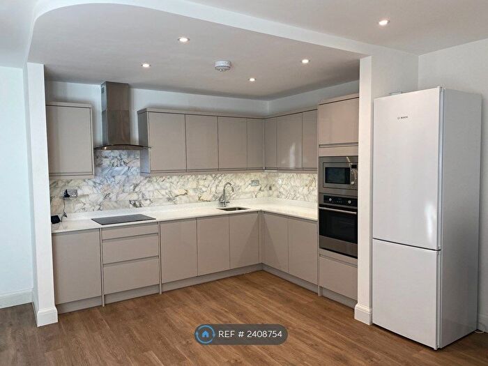2 Bedroom Maisonette To Rent In Valley Gardens, London, SW19