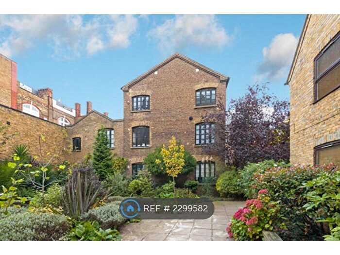 1 Bedroom Flat To Rent In Hackney Road, London, E2
