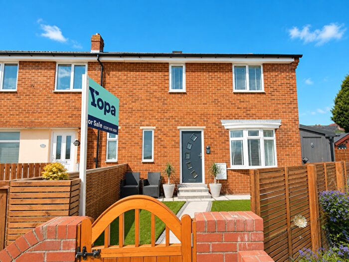 2 Bedroom End Of Terrace House For Sale In Jubilee Road, Shildon, DL4