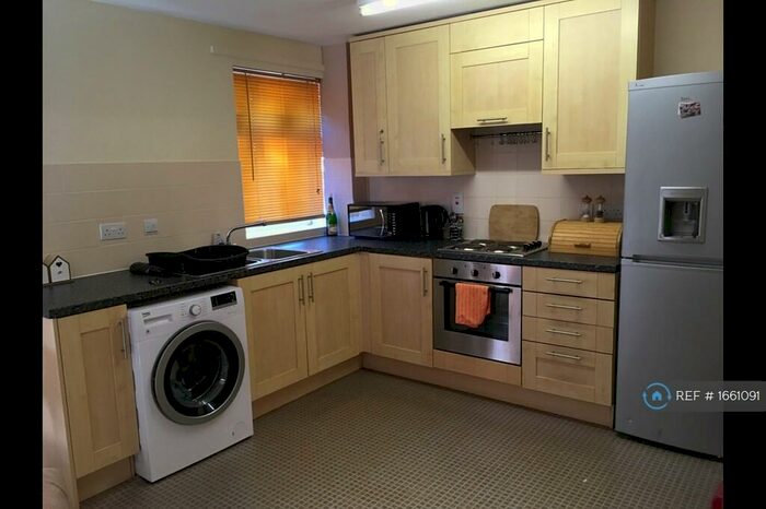 1 Bedroom Flat To Rent In Lower Earley, Reading, RG6