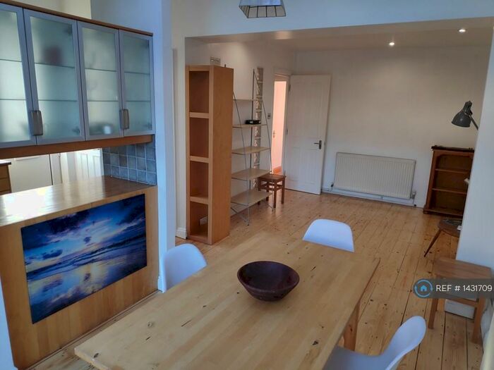 1 Bedroom Flat To Rent In Cowley, Oxford, OX4