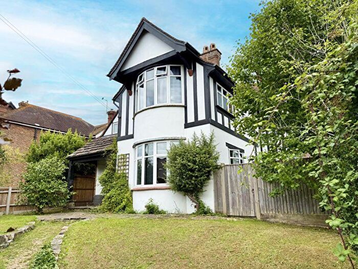 4 Bedroom Detached House For Sale In Henfield Road, Cowfold, RH13