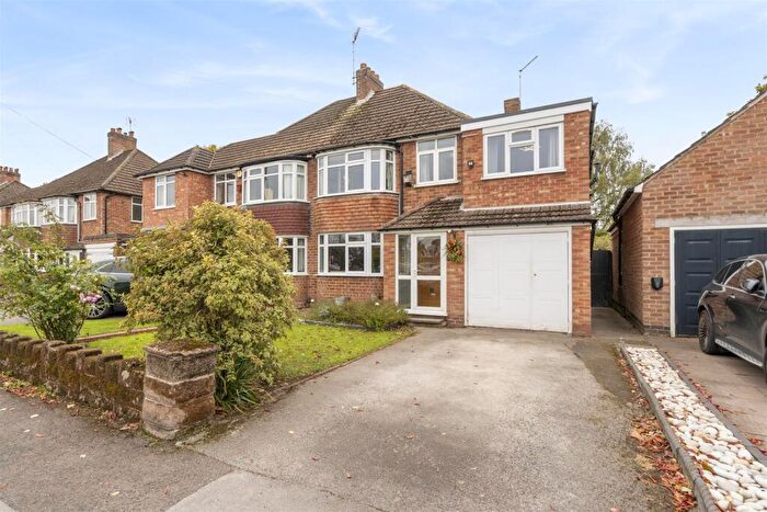 4 Bedroom Semi-Detached House For Sale In Witherford Croft, Solihull, B91
