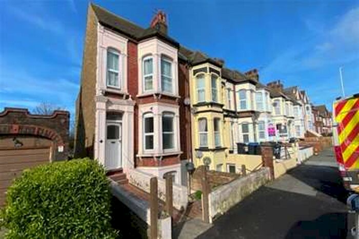 1 Bedroom Flat To Rent In Ramsgate Road, Margate, CT9
