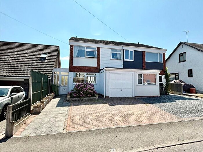 3 Bedroom Semi-Detached House For Sale In Woodbury Road, Stourport-on-Severn, Worcestershire, DY13