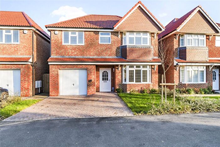 4 Bedroom Detached House For Sale In Barrowby Mews, Kingsdown, Swindon, Wiltshire, SN3